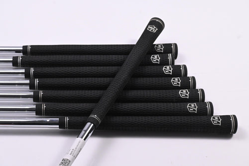 Wilson D9 Irons / 5-PW+GW+SW / Uniflex KBS MAX Ultralite Shafts