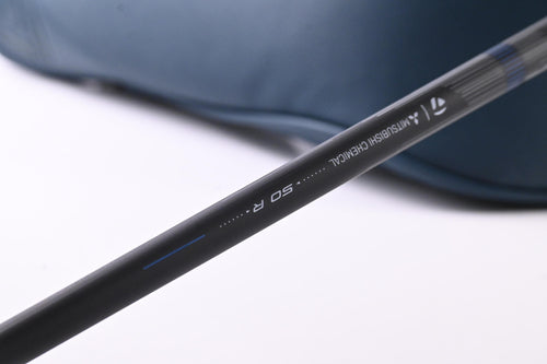 Taylormade Qi4D Driver / 10.5 Degree / Regular Flex REAX Blue 50 Shaft