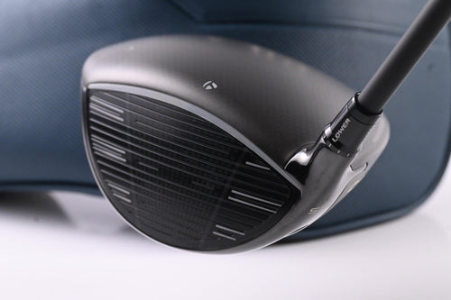 Taylormade Qi4D Driver / 10.5 Degree / Regular Flex REAX Blue 50 Shaft