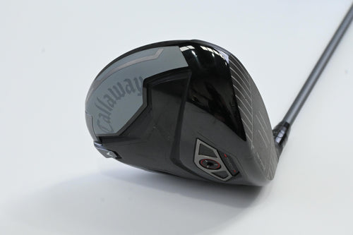 Callaway Quantum Max Driver / 10.5 Degree / X-Flex Denali Frost Silver 60