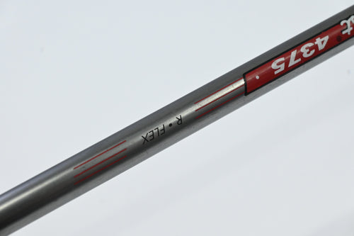 Titleist 980 F #3 Wood / 15 Degree / Regular Flex Titleist 4375 Shaft