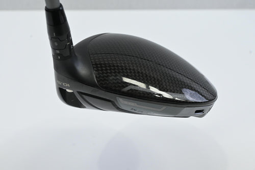 Callaway Quantum Max Driver / 10.5 Degree / X-Flex Denali Frost Silver 60