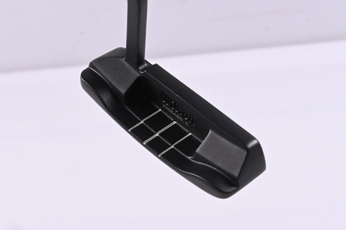 Wilson Infinite Windy City 2024 Putter / 34 Inch