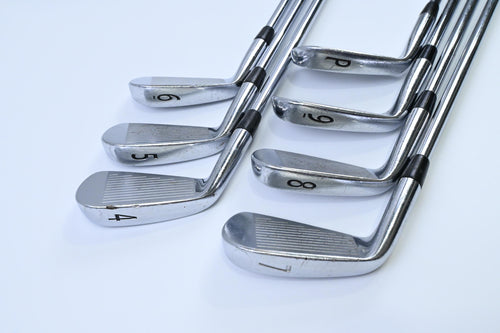 Titleist ZB Forged Irons / 4-PW / Stiff Flex Dynamic Gold S300 Shafts