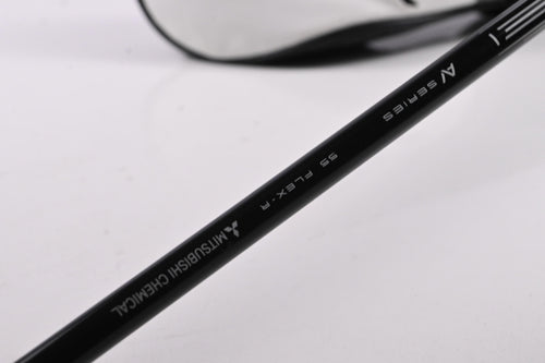 Titleist TSR1 Driver / 10 Degree / Regular Flex Tensei AV Blue 55 Shaft