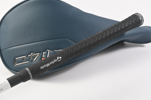 Taylormade Qi4D Driver / 10.5 Degree / Stiff Flex REAX Blue 50 Shaft