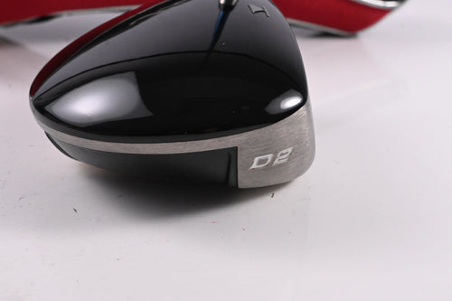 Titleist 907 D2 Driver / 10.5 Degree / Stiff Flex Aldila VS Proto Blue 65 Shaft