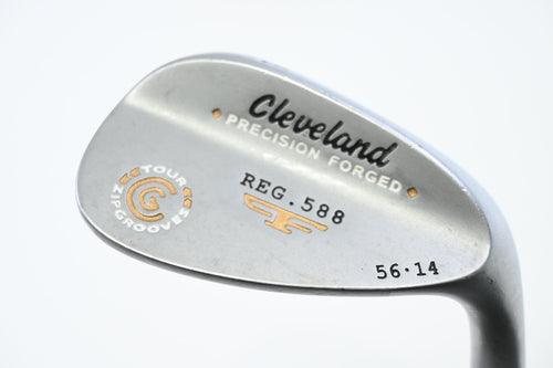 Cleveland 588 Precision Forged Sand Wedge / 56 Degree / Wedge Flex Dynamic Gold