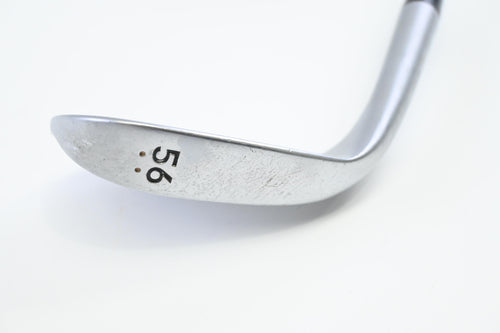 Cleveland 588 Precision Forged Sand Wedge / 56 Degree / Wedge Flex Dynamic Gold