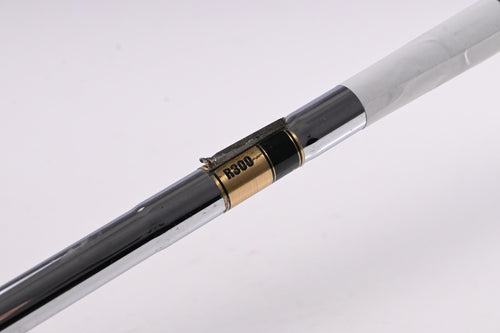 Titleist 975 F #3 Wood / 13.5 Degree / Regular Flex Dynamic Gold R300 Shaft