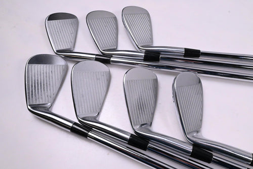 Mizuno Pro 221 Irons / 4-PW / Stiff Flex Dynamic Gold 120 S300 Shafts