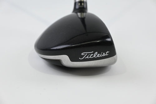 Titleist 909H #3 Hybrid / 19 Degree / Stiff Flex Aldila VooDoo Shaft