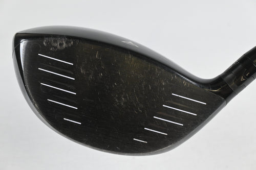 Titleist 915 D2 Driver / 9 Degree / Stiff Flex Aldila Rogue Black 75 Shaft