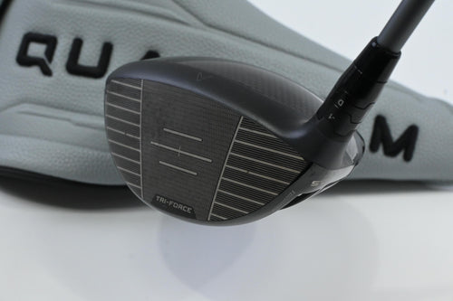 Callaway Quantum Max Driver / 10.5 Degree / Stiff Flex Denali Frost Silver 60
