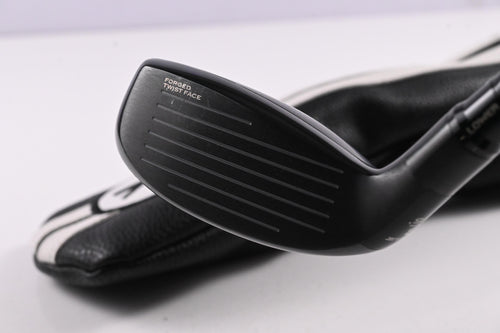 Taylormade Stealth Plus #3 Hybrid / 19.5 Degree / Regular Flex HZRDUS Smoke Red