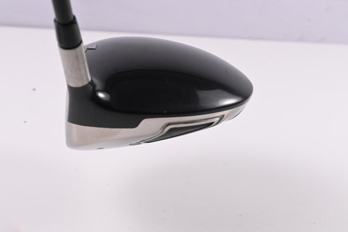Titleist 909 D2 Driver / 10.5 Degree / Stiff Flex Aldila Voodoo S-Core Shaft
