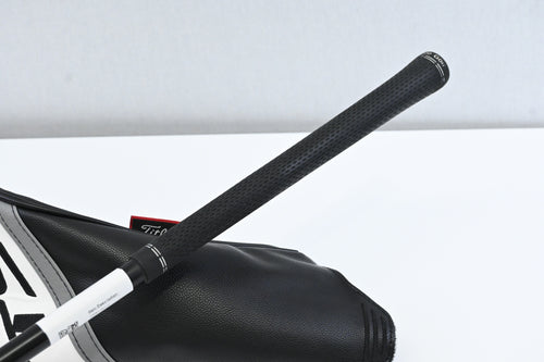 Titleist TSR3 Driver / 10 Degree / Stiff Flex HZRDUS Gen4 Red CB 50 Shaft