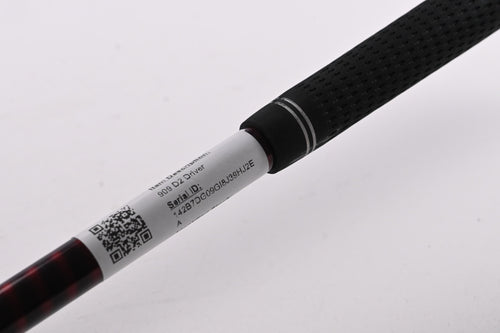 Titleist 909 D2 Driver / 10.5 Degree / Stiff Flex Aldila Voodoo S-Core Shaft