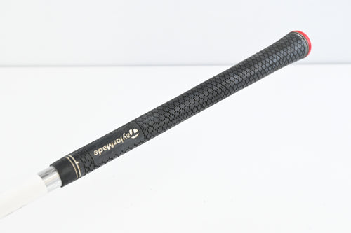 Left Hand Taylormade R15 Driver / 10.5 Degree / Regular Flex Speeder 57 Shaft