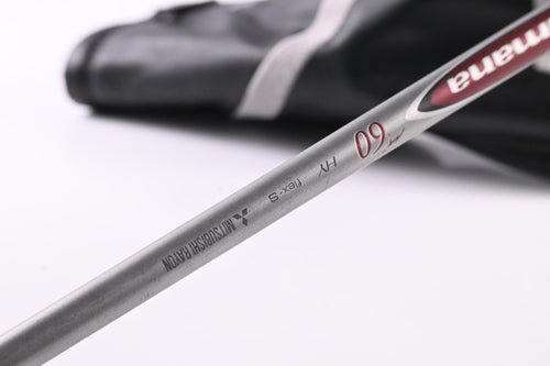 Titleist 915H #2 Hybrid / 18 Degree / Stiff Flex Diamana M+ Red 60 Shaft