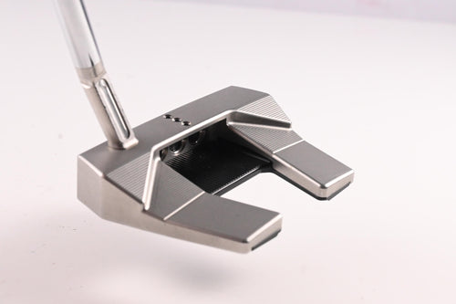 Scotty Cameron 2024 Phantom #5.5 Putter / 33 Inch