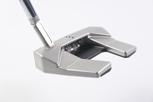 Scotty Cameron 2024 Phantom 5.5 Putter / 36 Inch