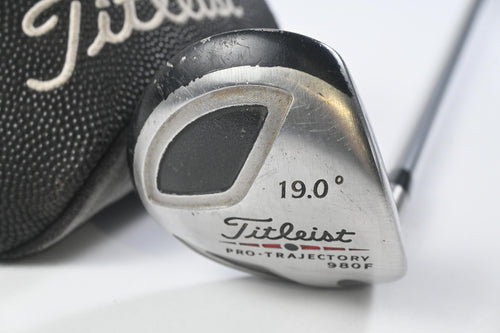 Titleist 980 F #5 Wood / 19 Degree / Regular Flex Titleist 4375 Shaft