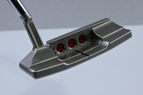 Scotty Cameron 2025 Studio Style Putter / 34 Inch