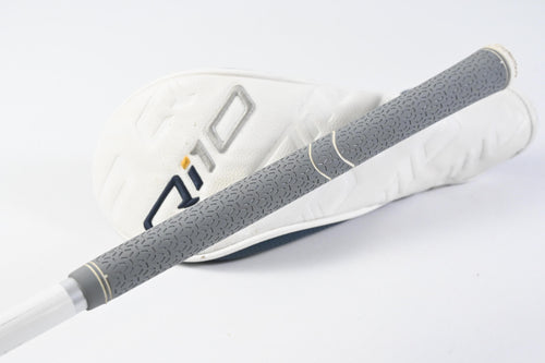 Ladies Taylormade Qi10 Max #5 Wood / 19 Degree / Ladies Flex Speeder NX 50 Shaft