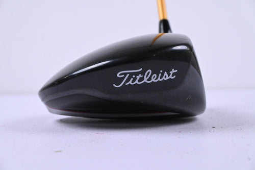 Titleist 913 D2 Driver / 9.5 Degree / Stiff Flex UST Proforce V2 66 Shaft