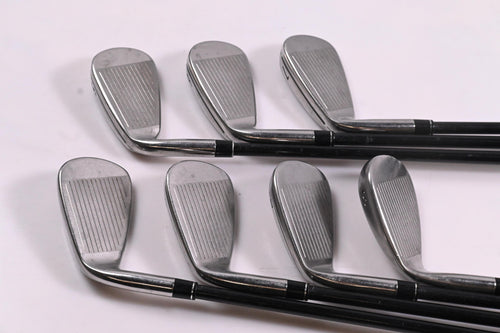 Taylormade M4 Irons / 5-PW+SW / Regular Flex Fujikura Atmos Red 6 Shafts