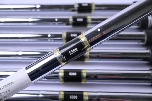 Mizuno MX-200 Irons / 4-PW / Stiff Flex Dynalite Gold XP Shafts