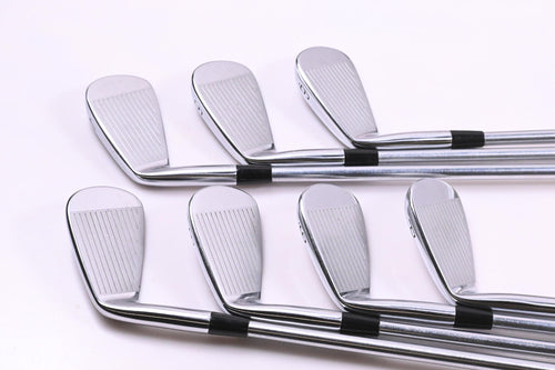 Mizuno Pro 221 Irons / 4-PW / Stiff Flex Project X L5 110 Shafts