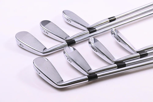 Mizuno Pro 221 Irons / 4-PW / Stiff Flex Project X L5 110 Shafts