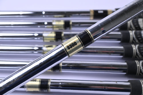 Cobra AMP Cell Pro Irons / 4-PW+GW / Stiff Flex Dynamic Gold Shafts