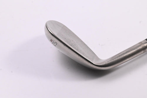 Titleist Vokey SM6 Gap Wedge / 52 Degree / Wedge Flex Titleist Vokey SM6 Shaft