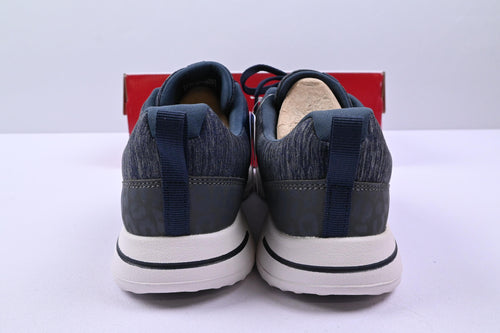 Ladies Skechers Go Golf Walk 5 Golf Shoes / UK Size 4 / Navy & White