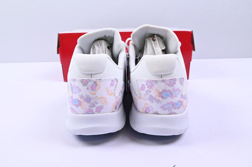 Ladies Skechers Go Golf Shoes / UK 4 / White