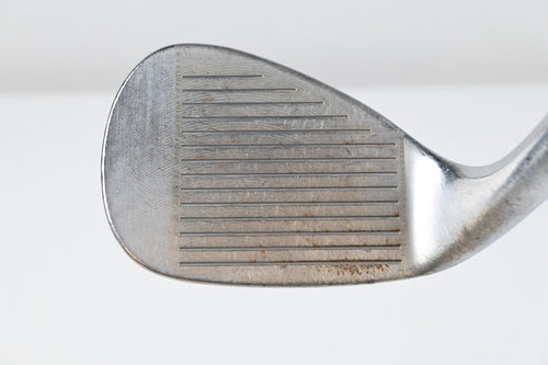 Cleveland 588 RTX Sand Wedge / 56 Degree / Wedge Flex Dynamic Gold Shaft