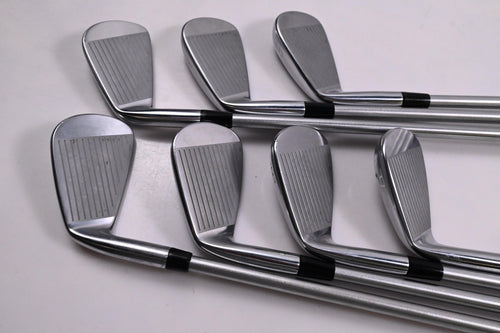Mizuno Pro 243 Irons / 4-PW / X-Flex KBS Tour C-Taper 130