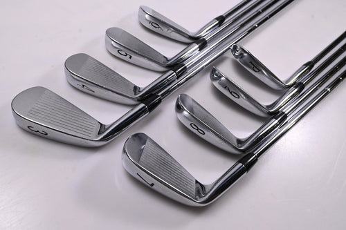 Titleist 695CB Irons / 3-PW / Stiff Flex Dynamic Gold S300 Shafts