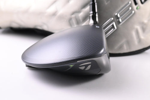 Taylormade Qi35 Driver / 10.5 Degree / Stiff Flex Kai'li Red 60 Shaft