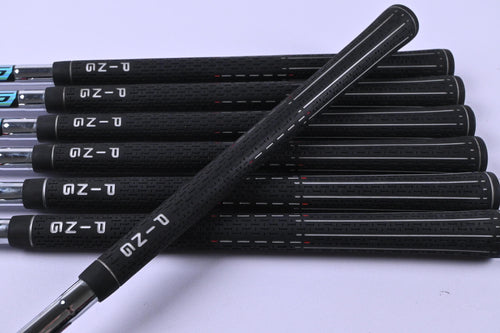 Ping i25 Irons / 4-PW / Black Dot / Regular Flex Ping CFS Shafts