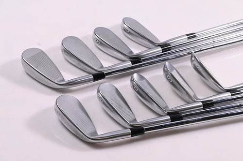 Mizuno JPX 923 Hot Metal Irons / 4-PW+GW+SW / X-Flex KBS Tour Shafts
