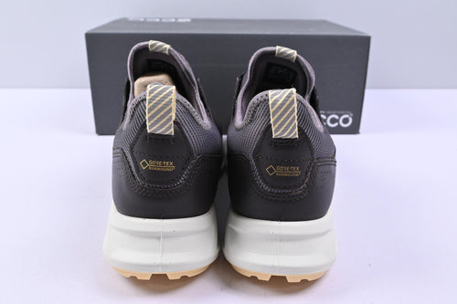 Ladies Ecco Biom C4 Golf Shoes / UK Size 6 / Purple