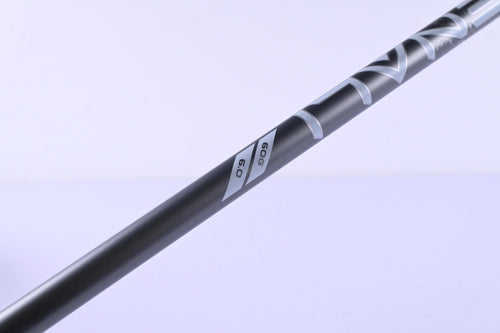Titleist GTS3 Driver / 10 Degree / Stiff Flex Denali Frost Silver 60 Shaft