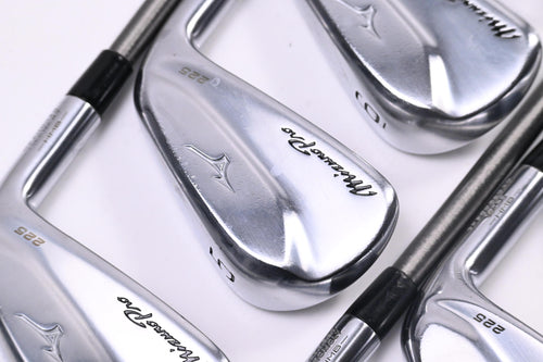 Mizuno Pro 225 Irons / 4-PW+GW / Stiff Flex AeroTech SteelFiber i80 cw Shafts