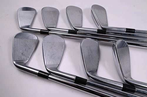 Taylormade P790 2019 Irons / 4-PW+GW / Regular Flex Dynamic Gold 105 R300