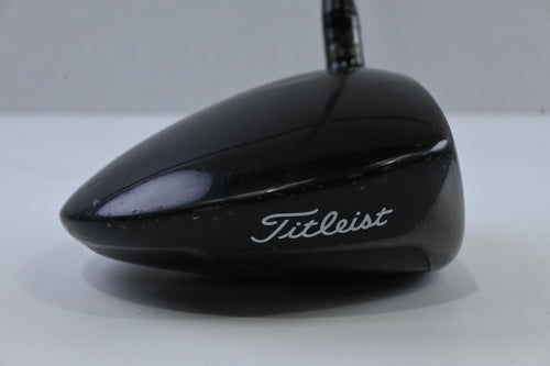 Titleist 910 D2 Driver / 10.5 Degree / Regular Flex Diamana 'ilima 61 Shaft
