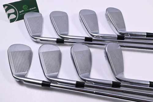 Ping I240 Irons / 4-PW+GW / Blue Dot / X-Flex Dynamic Gold Mid 115 X100 Shafts